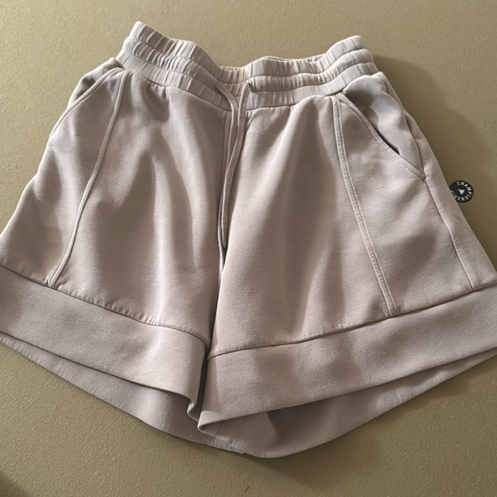 Varley Alder double soft short size small